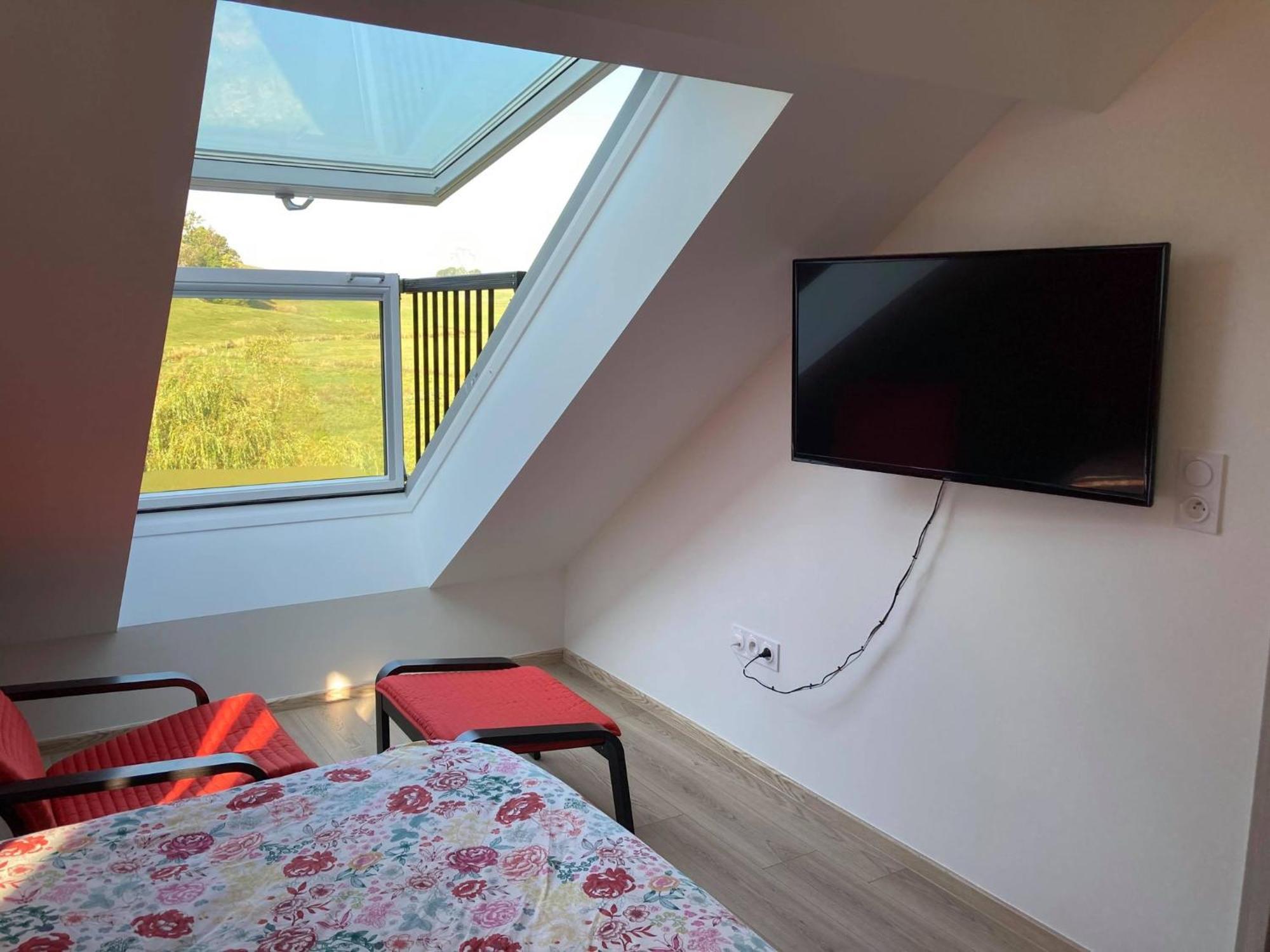 Bed and Breakfast Le Moulin Des Oyes Censeau Экстерьер фото