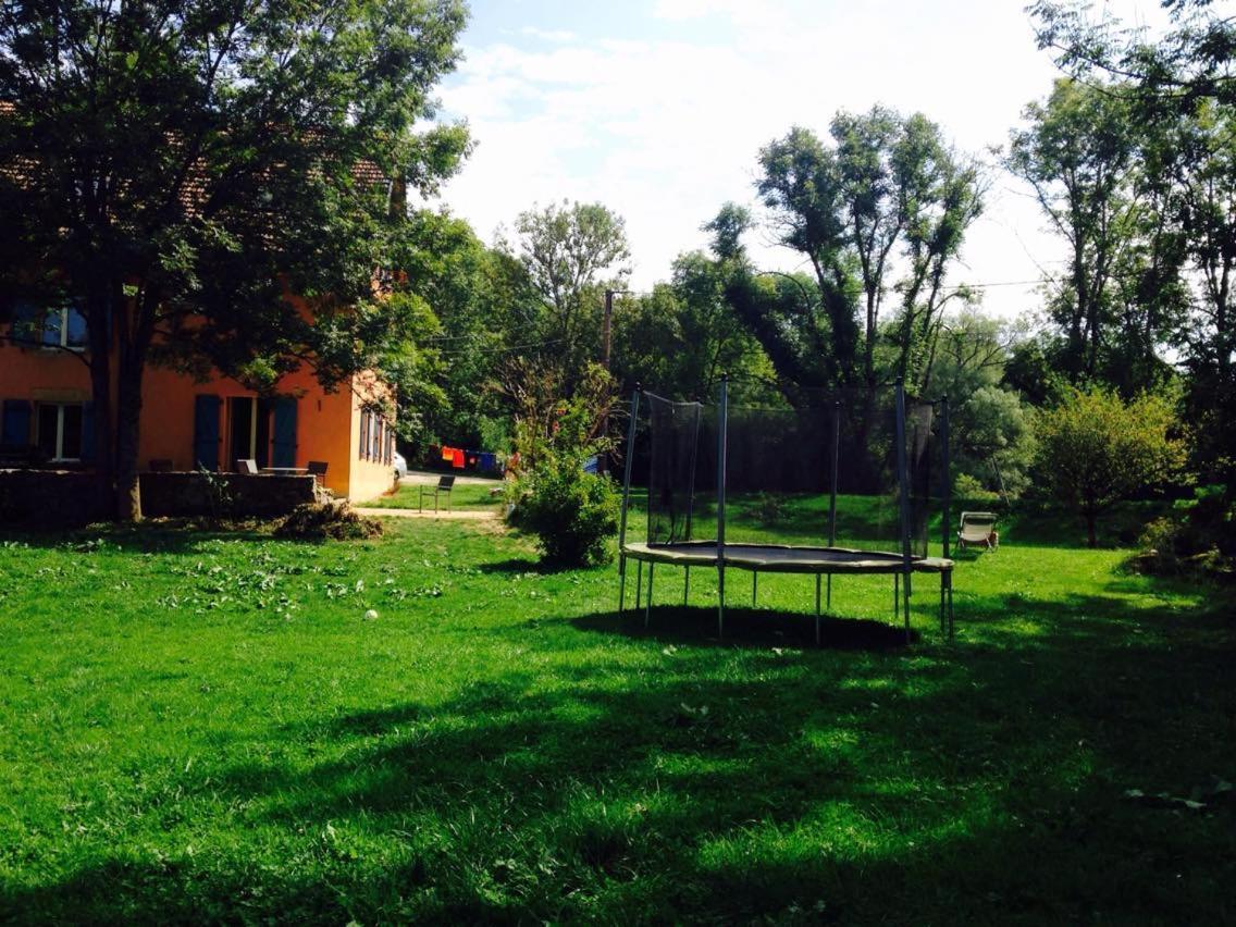 Bed and Breakfast Le Moulin Des Oyes Censeau Экстерьер фото